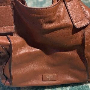 I love Fossil bags, but this one wasn’t for me.